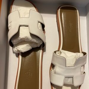 AUTHENTIC Hermes Sandal in Box calfskin